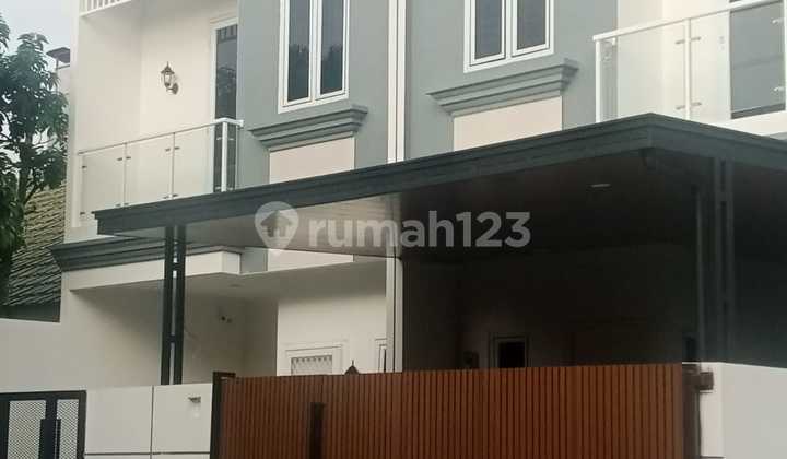 Rumah Mewah Dekat Rs Sulianti Saroso Jakarta Utara