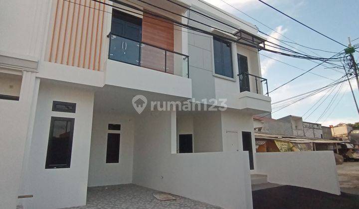 Rumah Mewah Modern Di Cempaka Putih Jakarta Pusat 1