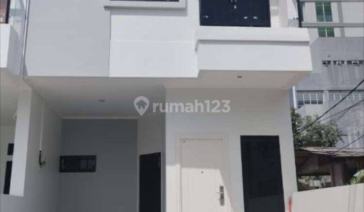 Rumah Mewah Dekat Rs Yarsi Cempaka Putih Jakarta Pusat 2