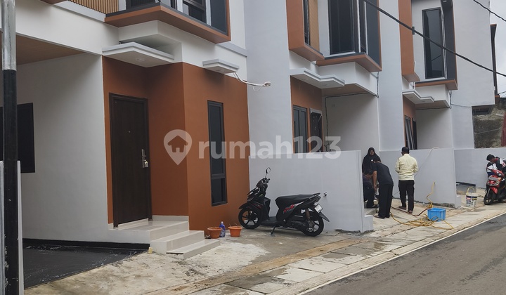 Rumah Murah Dekat Toll Jatinegara Jakarta Timur Rumah Murah Dekat Toll Jatinegara Jakarta Timur