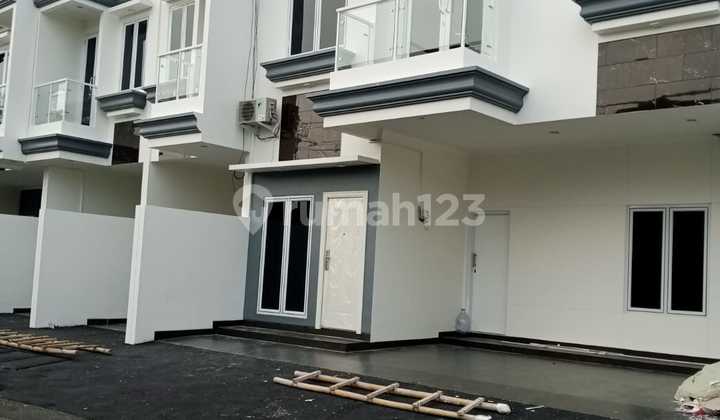 Rumah Mewah Elegan di Sunter Kirana Jakarta Utara 2
