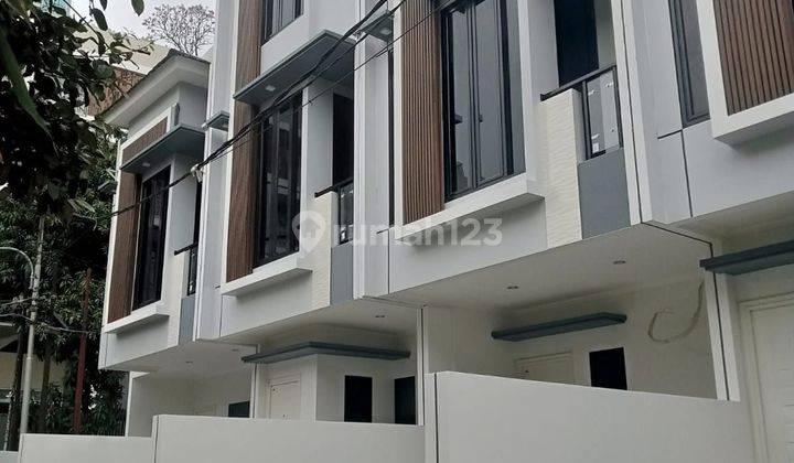 Rumah Mewah Dekat Rspi Sulianti Saroso Jakarta Utara 2