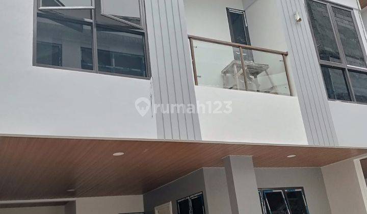 Rumah Murah 2lantai Di Pusat Kota Jakarta 1