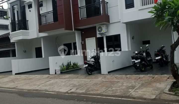 Rumah Mewah Dekat Rs Siloam Jakarta Selatan Rumah Mewah Dekat Rs Siloam Jakarta Selatan
