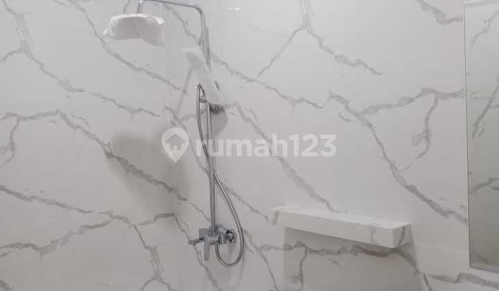 Rumah Mewah Strategis di Cempaka Putih Jakarta Pusat 14