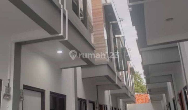 Rumah Murah 2lantai Di Utankayu Jakarta Timur 1