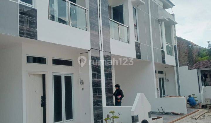 Rumah Mewah Dekat Toll Jatinegara Jakarta Timur 2