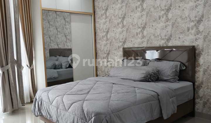 Rumah Mewah Strategis di Cempaka Putih Jakarta Pusat 9