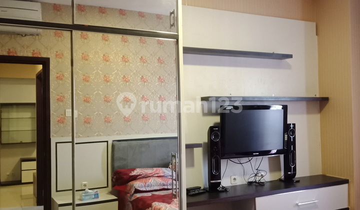 Disewakan Apartemen Scientia 2BR Full Furnished  9