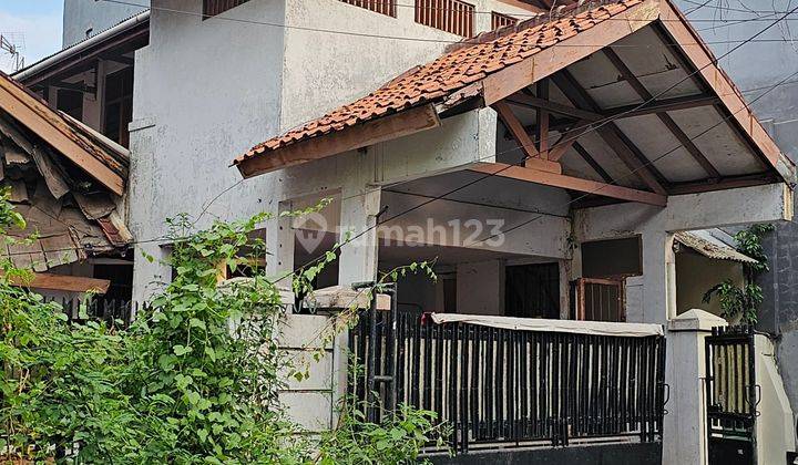 Dijual Rumah Tua lt 312 m2 pulomas jakarta timur