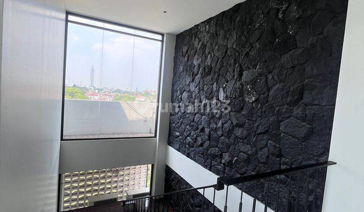 Lokasi Startegis Disewa Gedung Kantor Kebayoran Baru, Lt.609m2, 6 Lantai 2