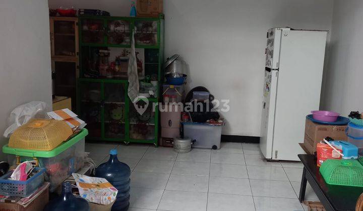 BISA KPR!! DIJUAL Rumah Meruya Utara, Lt.187m2, SHM, Hadap Selatan 2