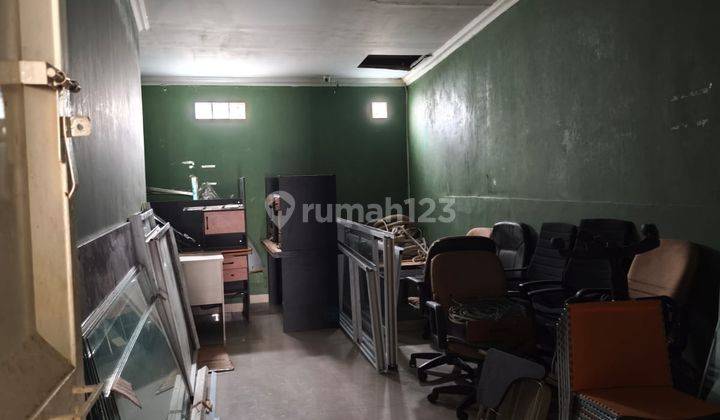 Lokasi Strategis Dijual Ruko Cbd, Lt.67.5m2 2