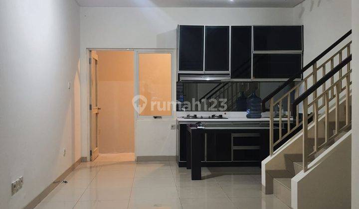 Lokasi Startegis Disewa Rumah Kano Indah Pik, Lt.87m2, Hadap Timur 2