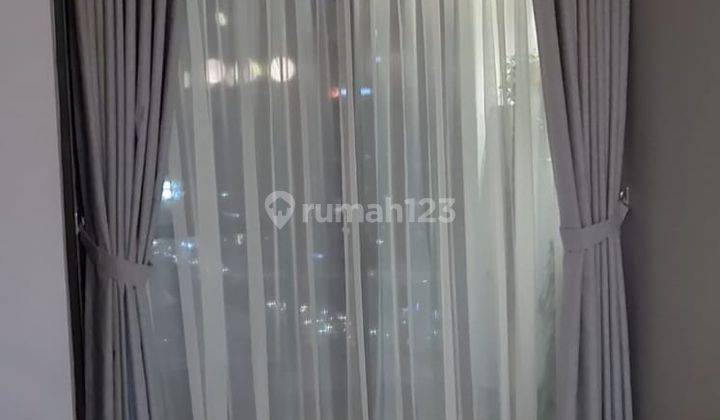 Lokasi Strategis Disewa Apartemen Sudirman Suites, 72m2, 3BR, Furnished 2