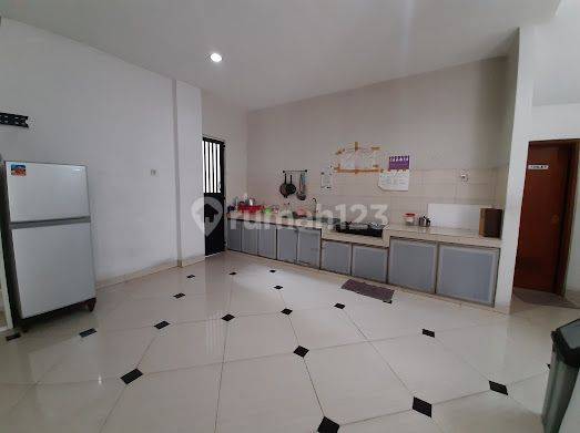 Lokasi Startegis Dijual Rumah Kost Kemanggisan, Lt. 645m2, Shm, Hadap Barat 2