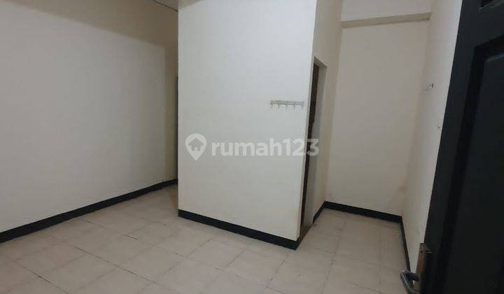 Lokasi Startegis Dijual Kost Hayam Wuruk, Lt.60m2, Shm, Furnished 2