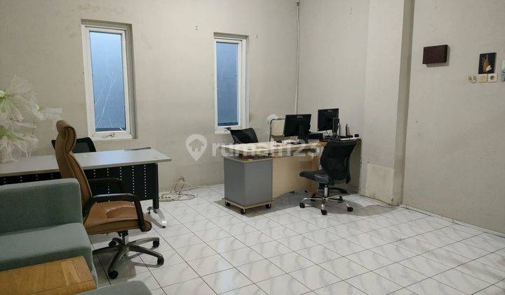 Lokasi Startegis! DIJUAL Ruko Pik, Lt.77m2, 3.5 Lantai 2