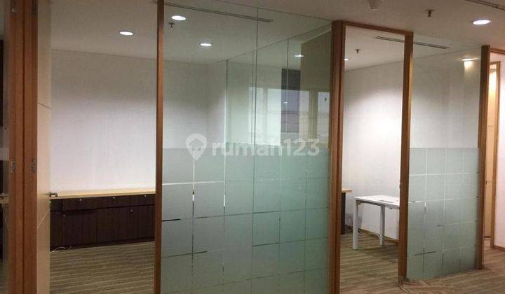 Lokasi Strategis Disewa Menara Sudirman Office, 300m2 2