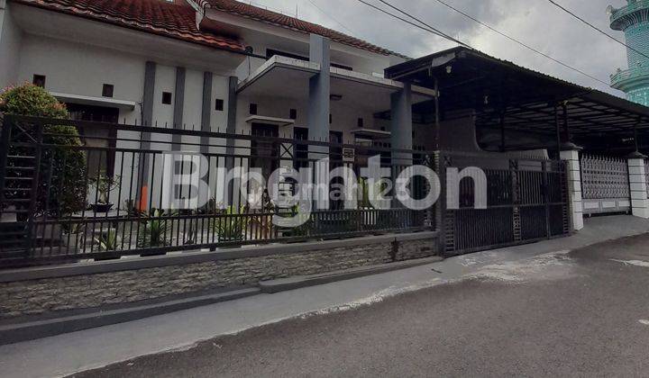 Turun Harga Rumah 2 Lantai Bagus Bersih Furnished di Jl Kedawung, Malang 1