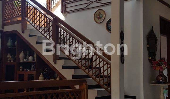 Rumah Hook Bagus Unfurnished di Jl Lely, Malang 2