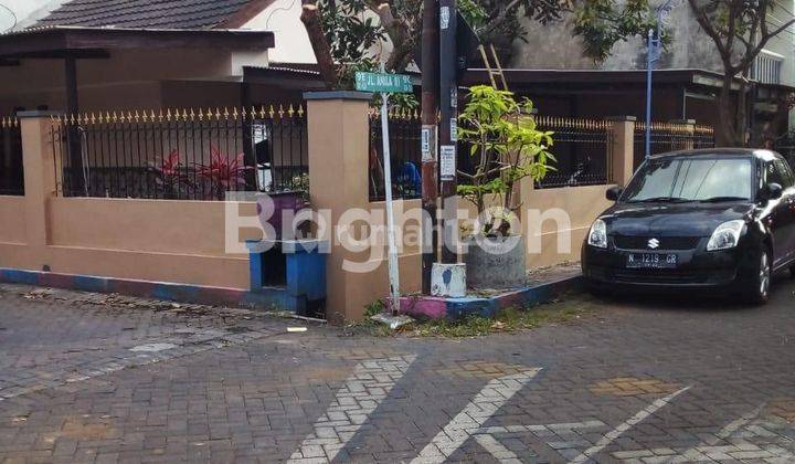 Rumah Sertifikat Hak Milik di JL ANILA, Malang 2