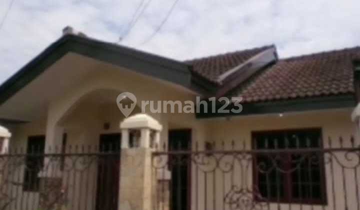 Dijual Rumah SHM 2 Lantai Dekat Pintu Tol Pasteur Siap Huni 2