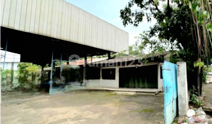 Gudang Diatas Tanah Matang Pinggir Jalan Dekat Ke Pasteur 