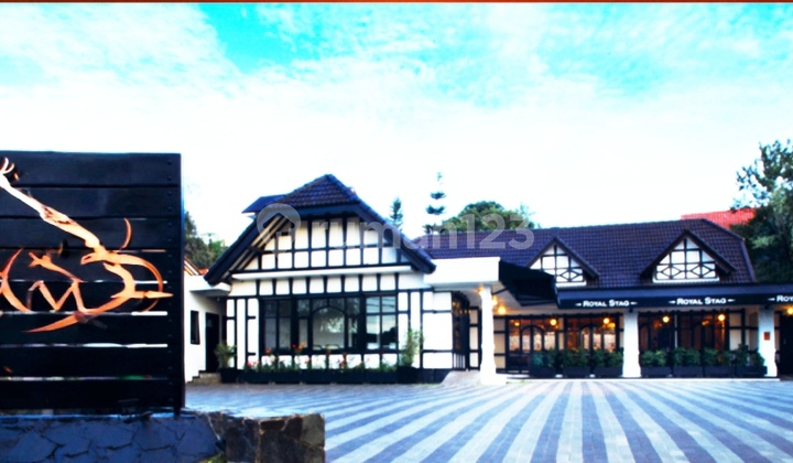 Dijual Rumah Elite Ex Bistro Kawasan Dago Mainroad Cocok Utk Segala Usaha