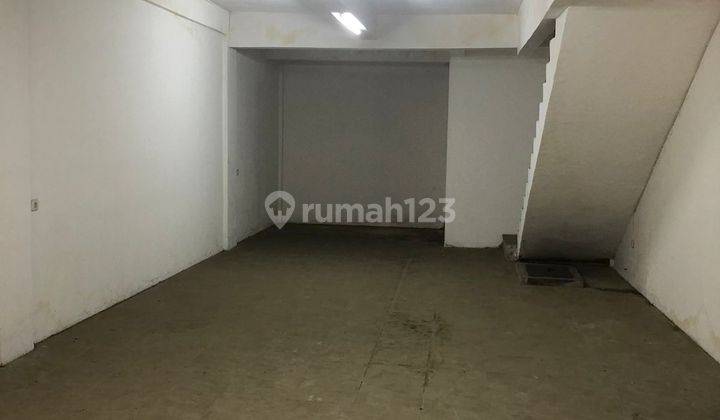 Rumah 4 Lantai Butuh Renovasi Unfurnished Hak Guna Bangun di Komplek Soka 1, Bandengan Jakarta Barat, Jakarta Utara 2