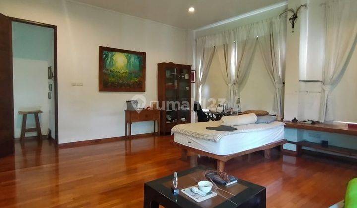 Di Jual Rumah Rasa Villa Di Jagakarsa Jak.selatan Luas Tanah 7.695m2  1