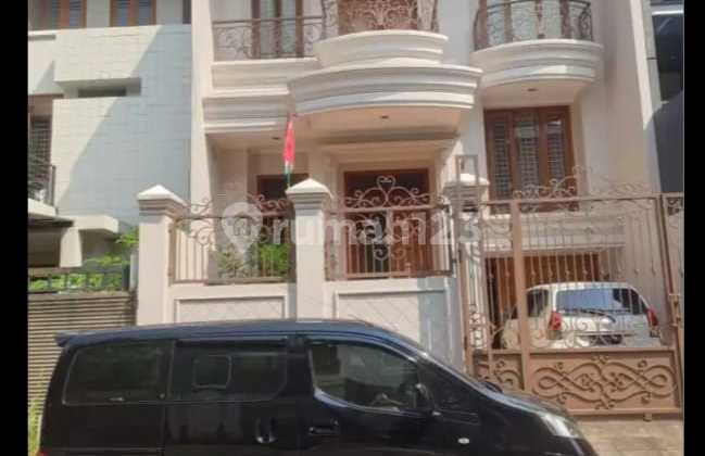 Dijual Rumah Rumah Permata Buana Lt 160 Lb 360m2 3 Lantai Dijual Rumah Rumah Permata Buana Lt 160 Lb 360m2 3 Lantai