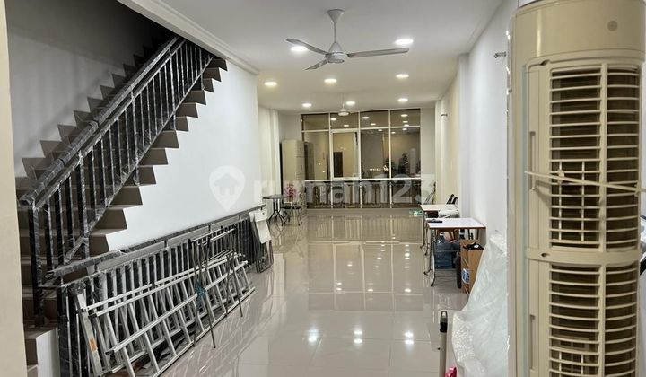 Cheapest for sale fast shophouse golf island North Jakarta