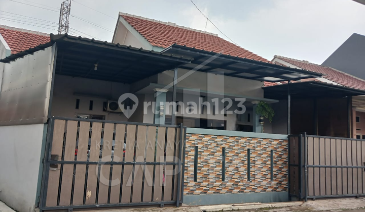 Rumah Posisi Hook di Taman Cibaduyut Indah Bandung