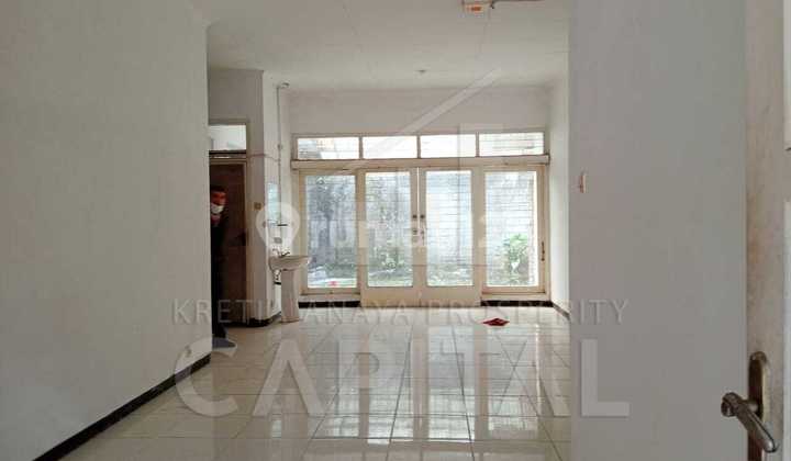 Rumah dengan Lingkungan Aman dan Nyaman di Kopo Permai 3 2