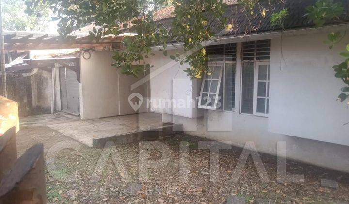 Rumah Murah Hitung Tanah Butuh Renov Komplek DEPLU Grogol Kebayoran Lama Jakarta Selatan SHM Clear 1