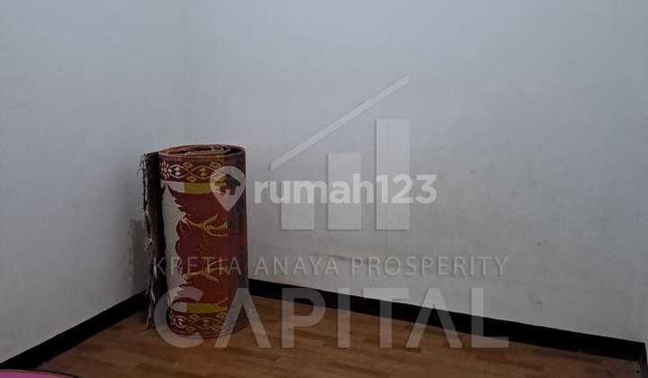 The House Has Been Renovated, Comfortable and Ready to Occupy in Margahayu Permai Kopo. 2