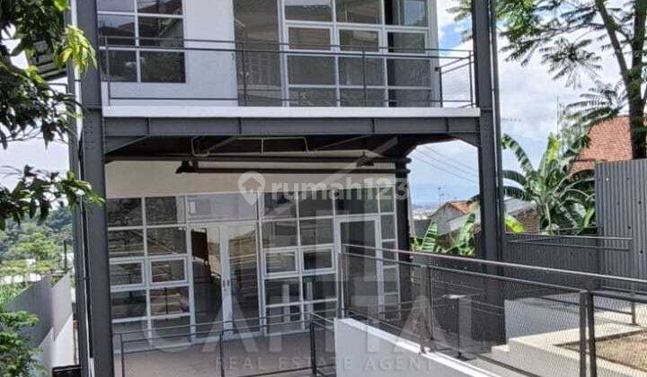 Rumah Tinggal Design Industrial Minimalis Di Sayap Cikutra 2