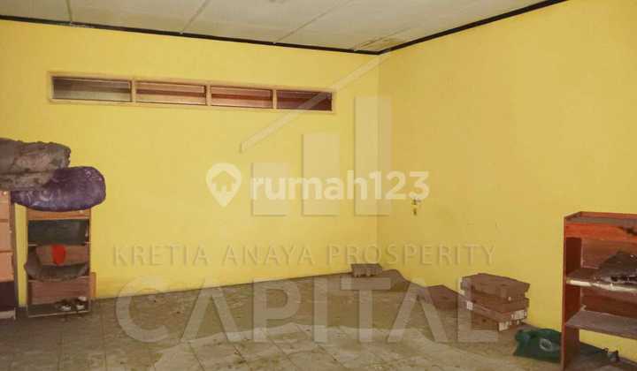 Strategic Large House in Supratman Wing, Suitable for Investment as a Boarding House or Office Residence. 2