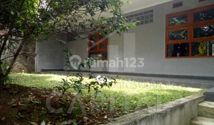 Rumah tinggal Bisa Untuk Kantor di Sayap Gunung Batu Bandung