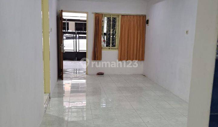 Rumah Siap Huni Bersih di Kelapa Gading 1