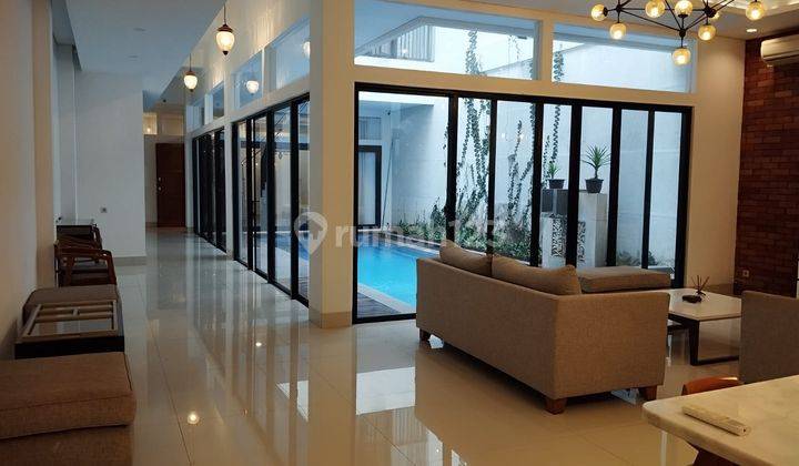 RUMAH MODERN MINIMALIS 2LT CANTIK ASRI RAPI SIAP HUNI MENTENG JAKARTA PUSAT 1