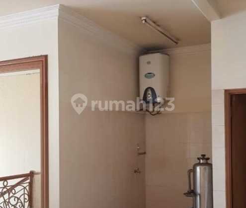 for sale/rent Ready-to-occupy Shop House in Alaydrus, Central Jakarta