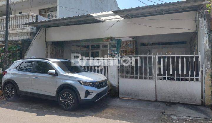 RUMAH TANJUNG DUREN JAKARTA BARAT ROW 2 MOBIL BEBAS BANJIR 1