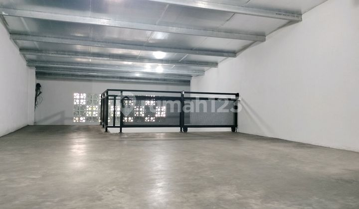 Rajawali Warehouse Shop Main Road Strategic Busy Area Central Bandung City New Renovated