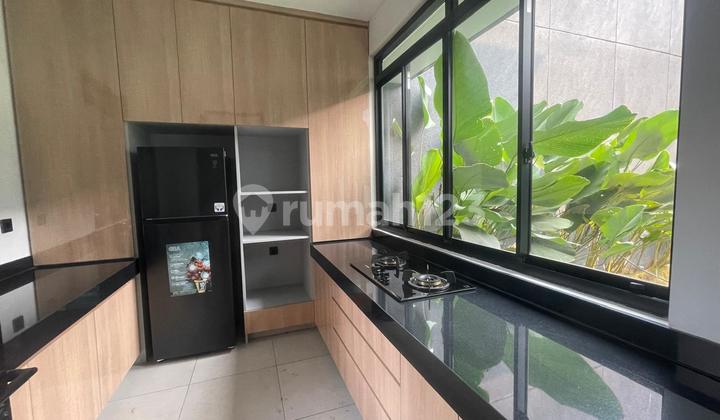 Rumah Mewah Kbp Nayapati Full Furnished Taman Belakang