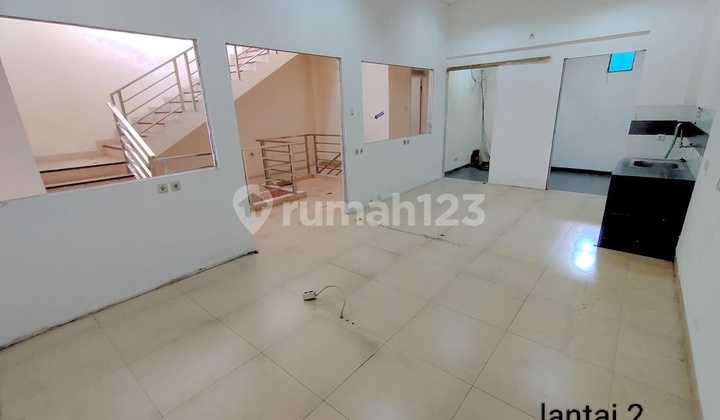 Dijual Ruko Area Bisnis Jl Moch Toha 3 Lantai