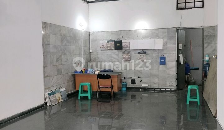 Toko Ruang Usaha Jalan Utama Sudirman 