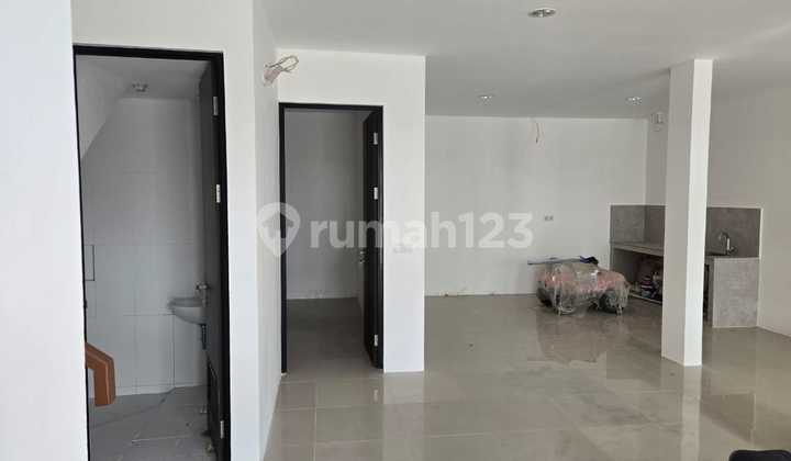 Dijual Cepat Rumah Di Citra Garden Puri  2