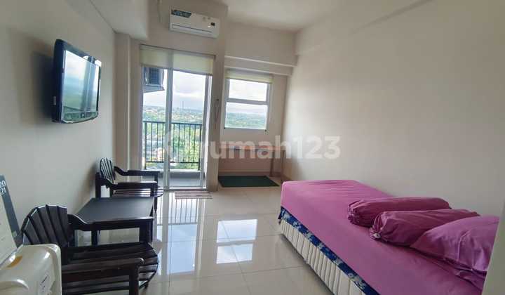 For Sale at a Loss: Semi-Furnished Studio Apartment in Parkland BSD, South Tangerang